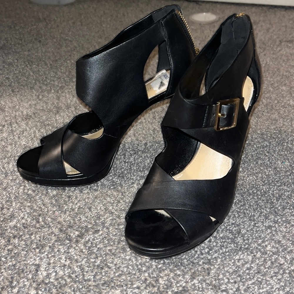 michael kors heels